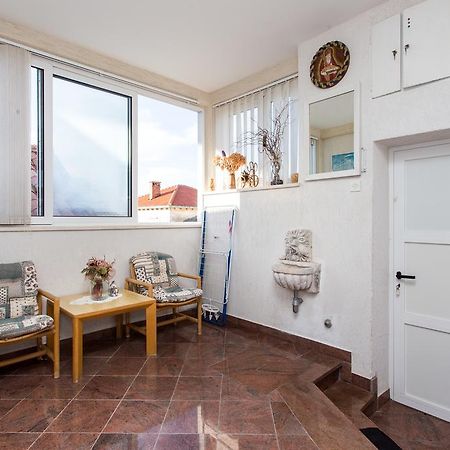 Apartment Dorina Дубровник Екстериор снимка