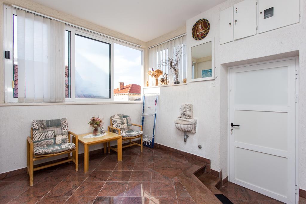 Apartment Dorina Дубровник Екстериор снимка