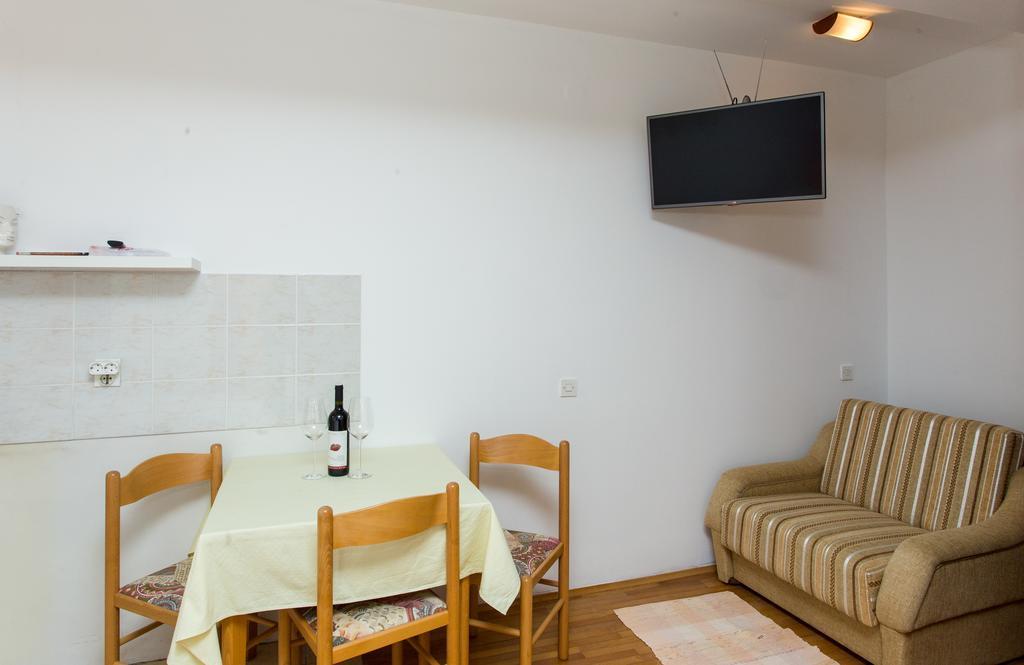 Apartment Dorina Дубровник Екстериор снимка